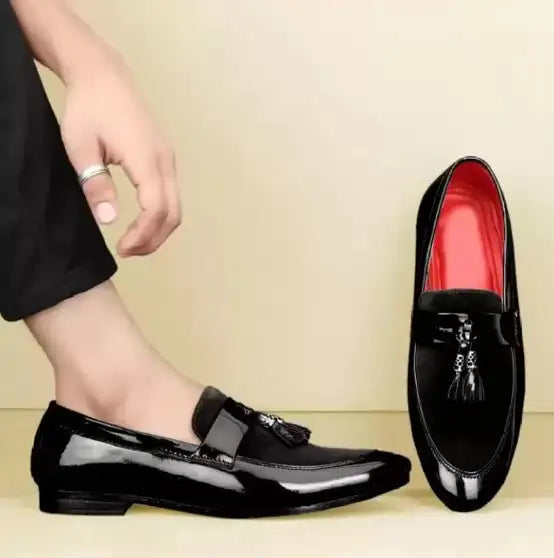 Shozon Corporate Casual Loafers For Men (Black/Red)