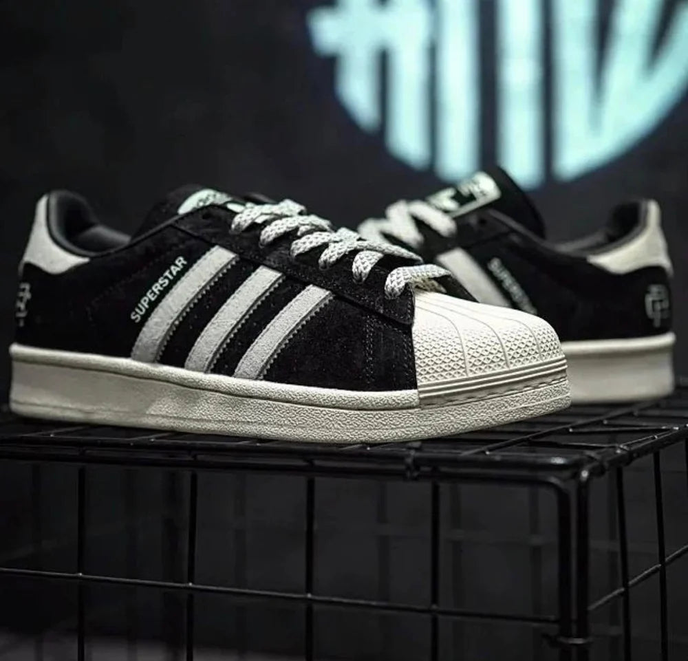 Superstar Black Sneakers