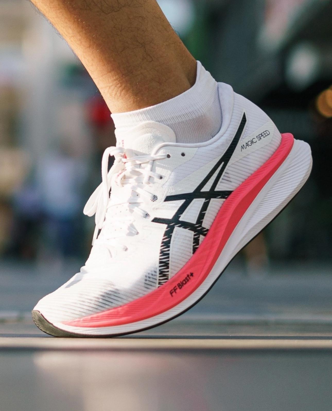 Asics Magic Speed White Black Running Shoes