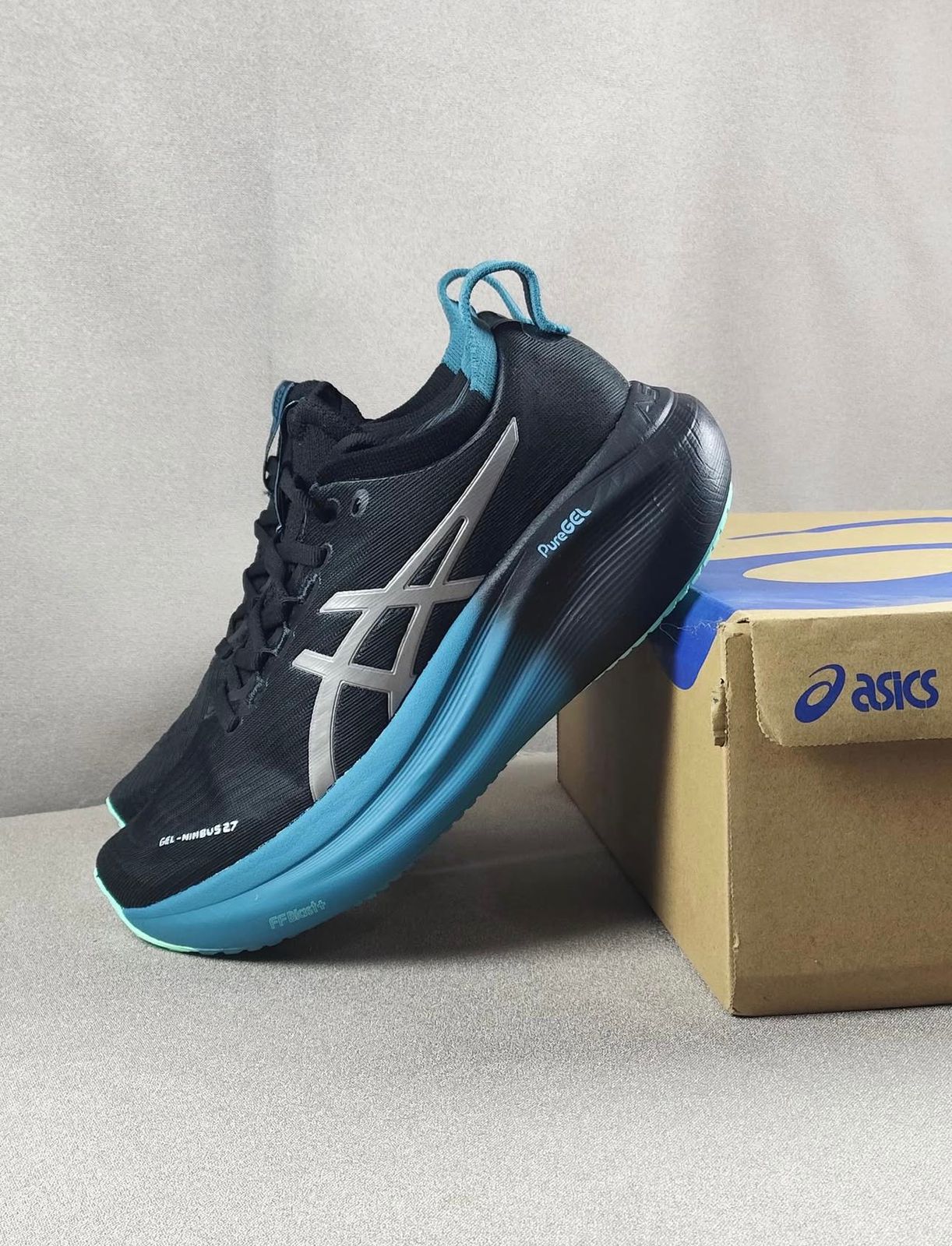 Asics Gel-Nimbus 27 Black Running Shoes