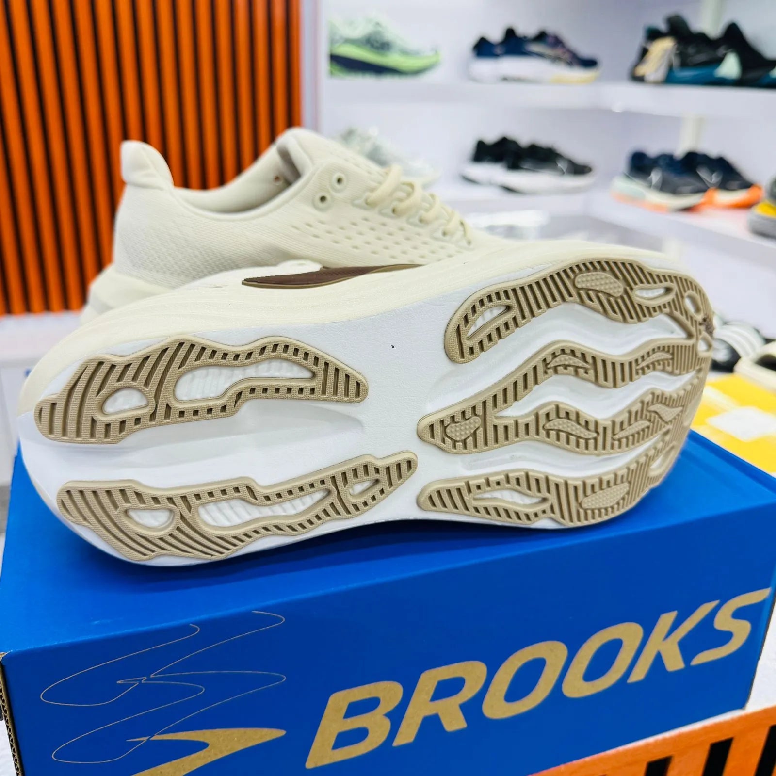 Brooks Glycerin Max Mirror Grade Beige Running Shoes