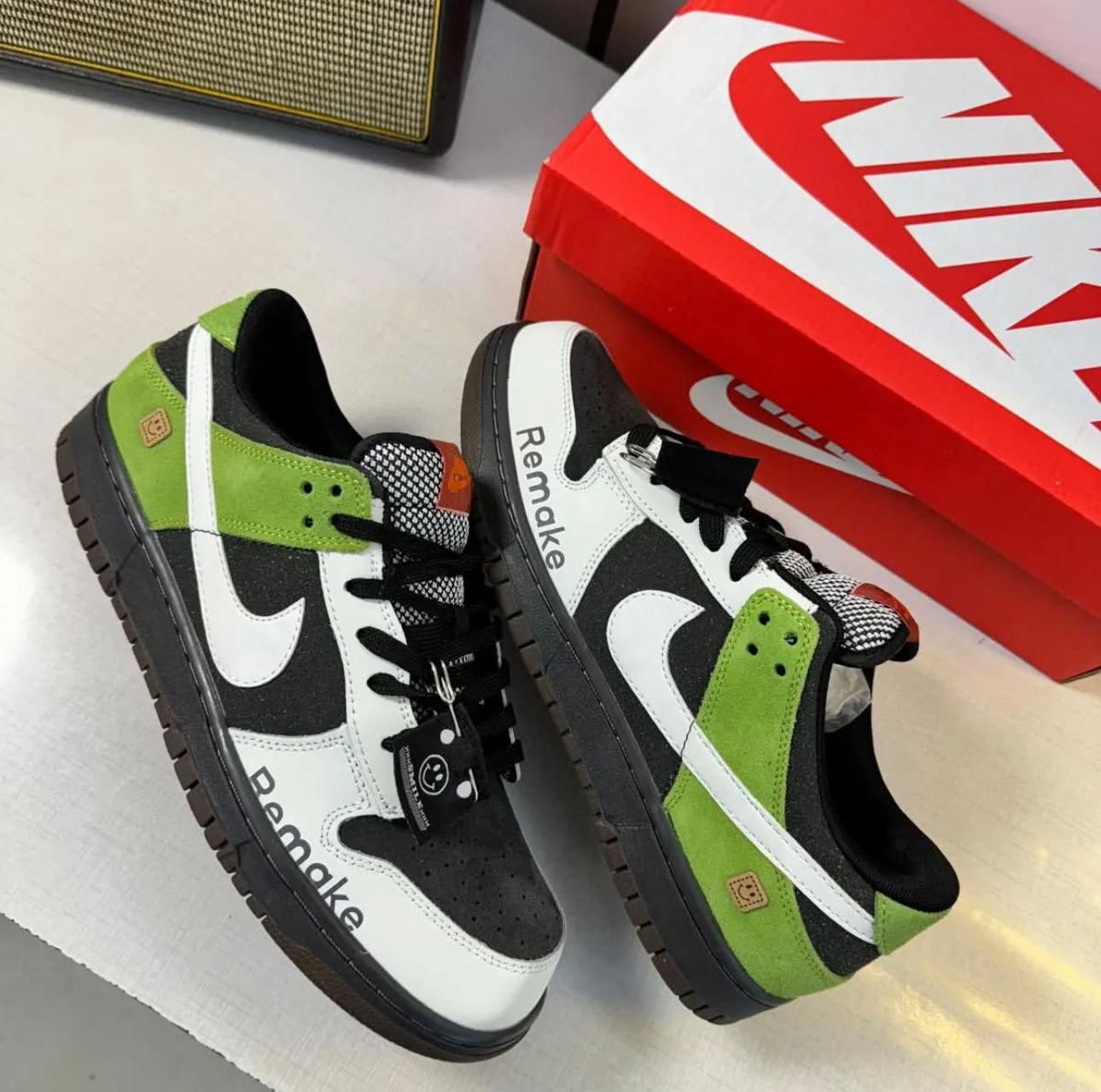 Nike Air Jordan 1 Remake Green Sneakers