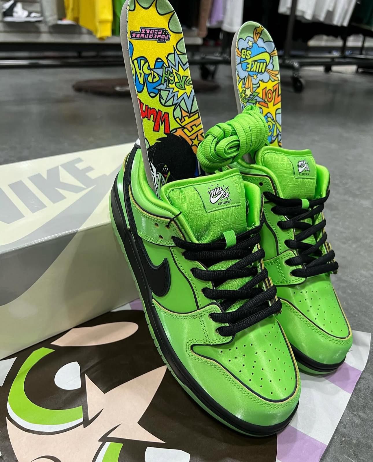 Nike Air Jordan SB Dunk Green Sneakers