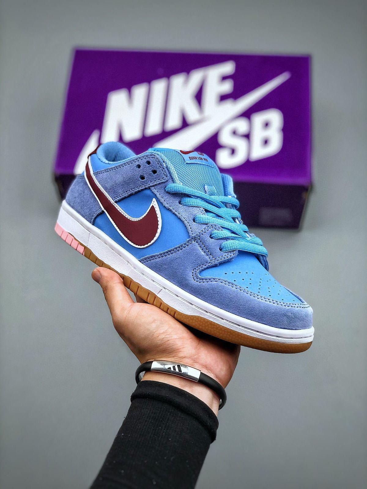 Nike Air Jordan SB Dunk Sneakers
