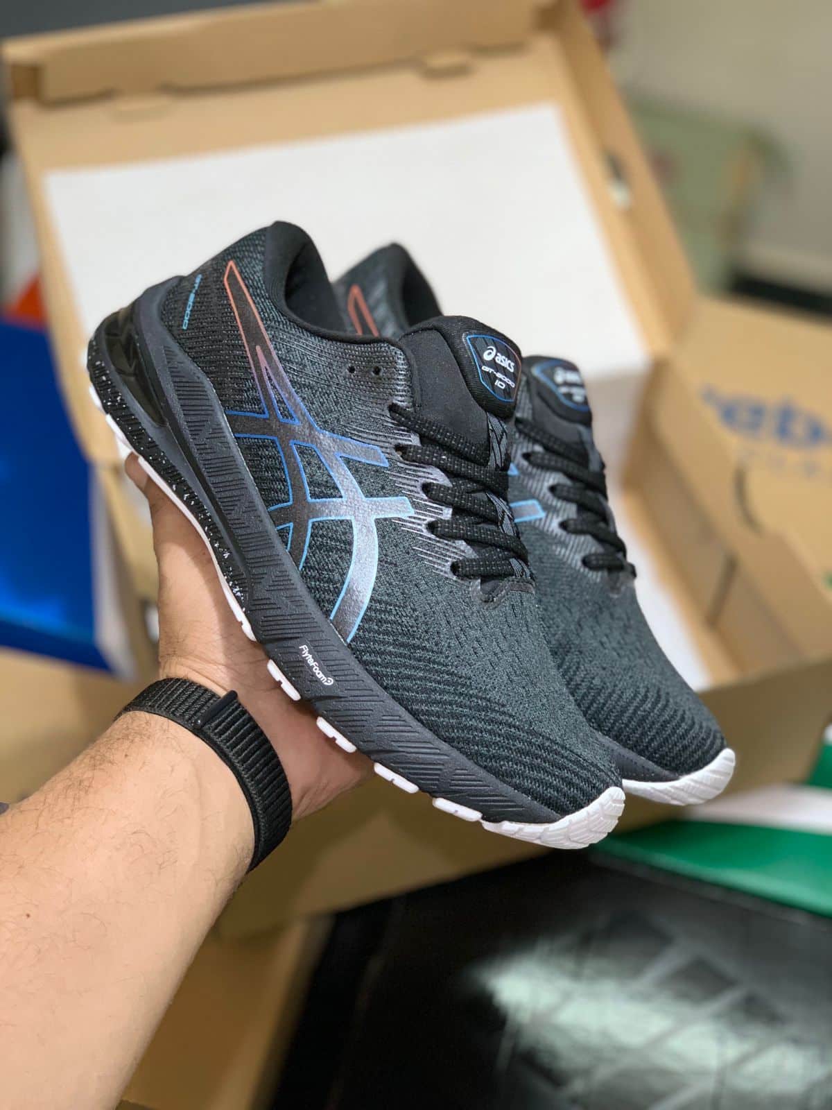 Asics GT-2000 10 Dark Black Running Shoes
