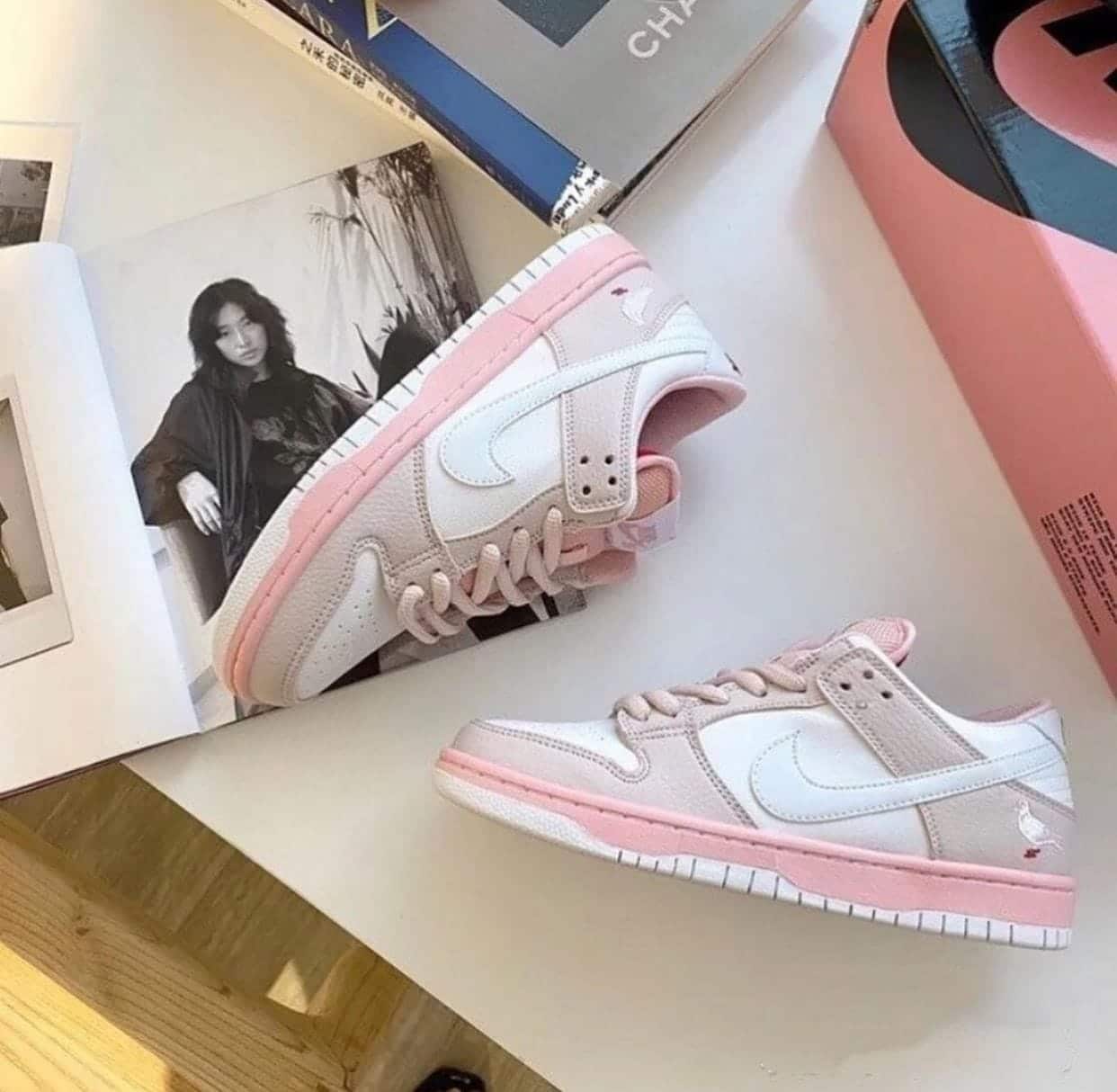 Branded SB Dunk Pink Pigeon Sneakers