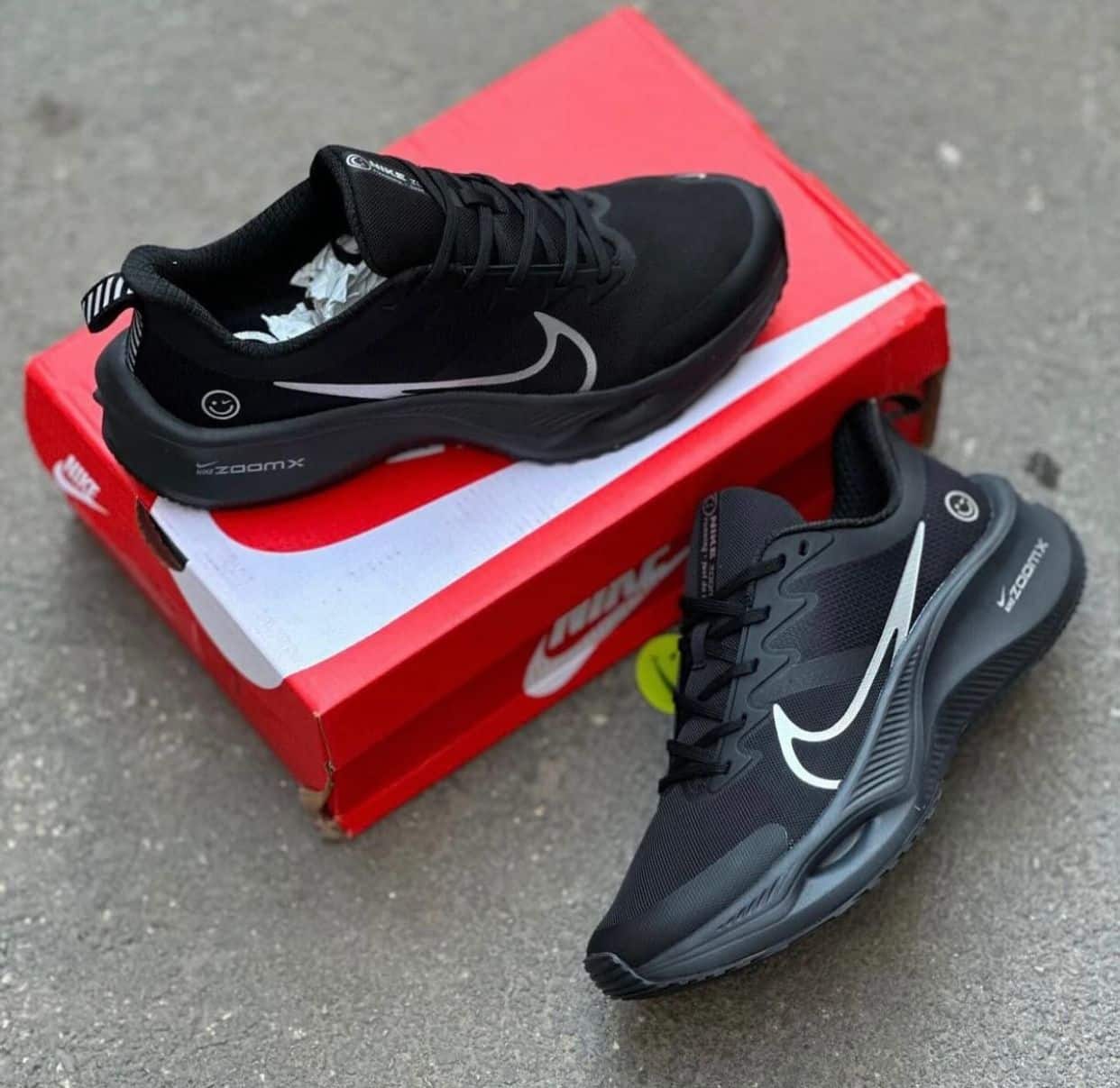 Branded Zoom X Smile Black Running Shoes