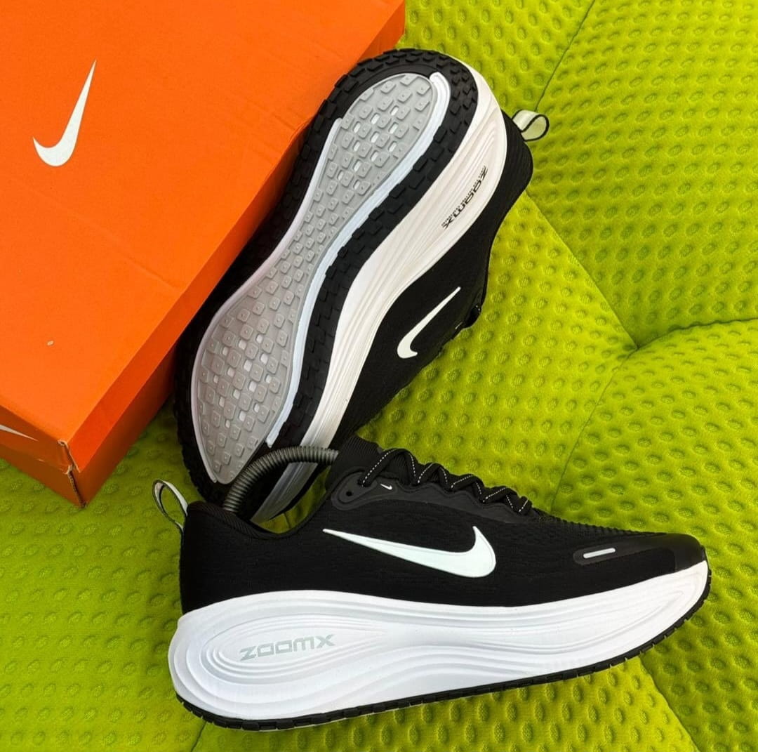 Nike Vomero Plus Black White Running Shoes