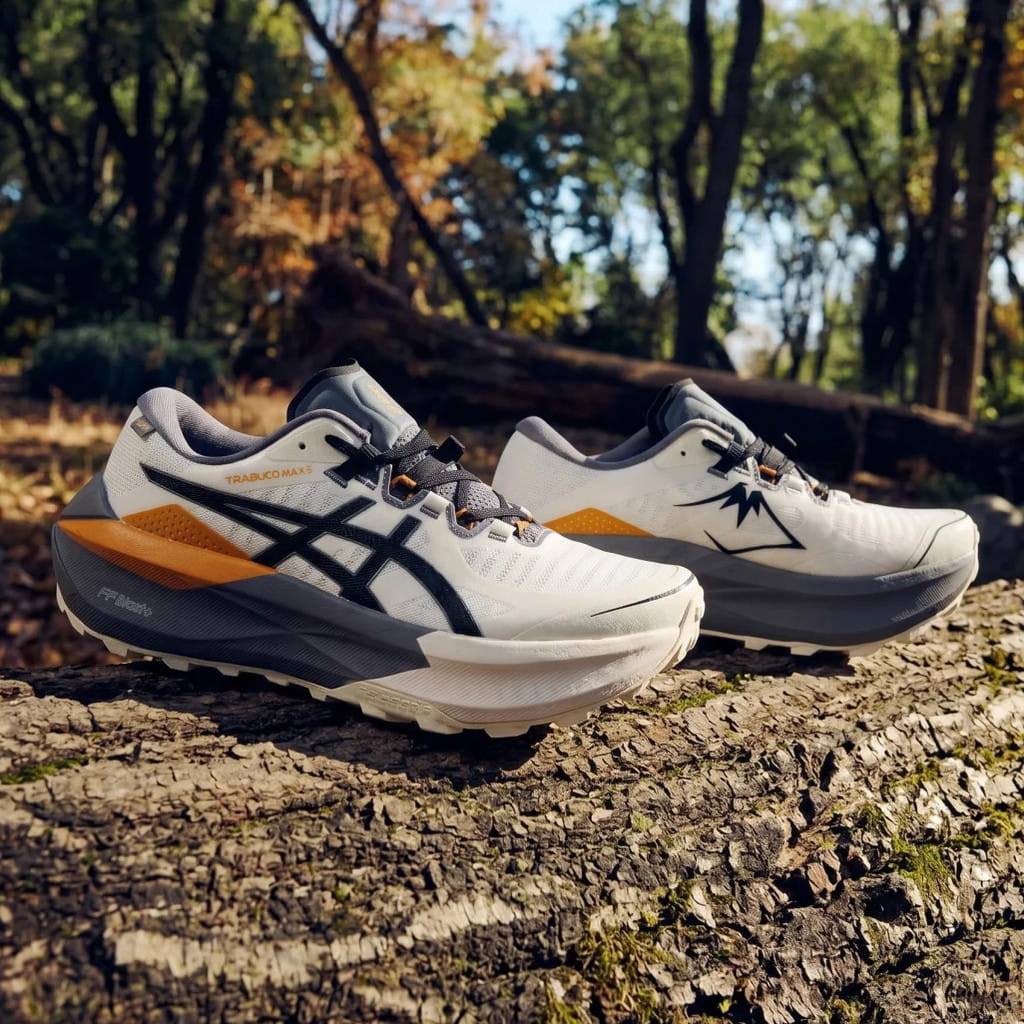 Asics Trabuco Max 5 Cream Black Running Shoes