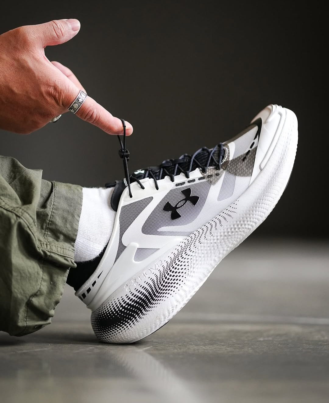 Under Armour Echo SlipSpeed White Black Running Shoes
