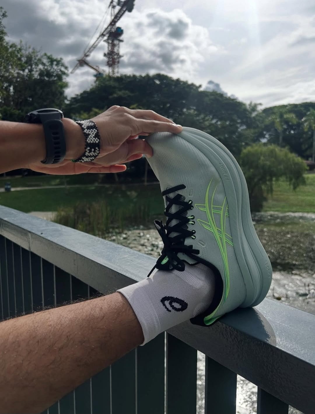 Asics Gel-Nimbus 28 Illuminate Green Running Shoes