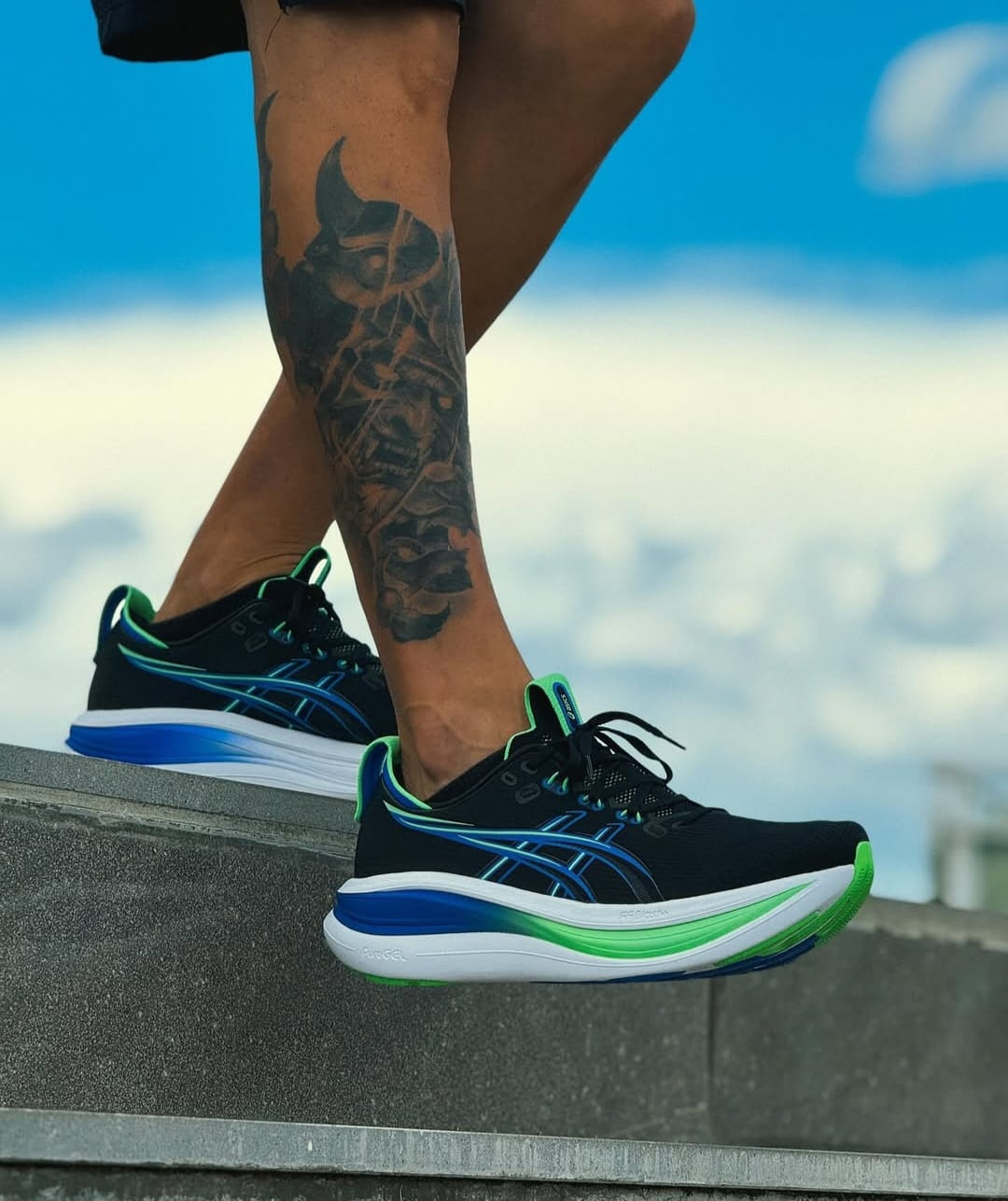 Asics Gel-Nimbus 28 Black Cobalt Burst Running Shoes
