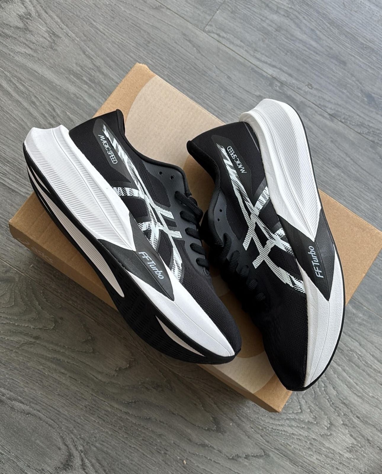 Asics Magic Speed 4 Black Running Shoes