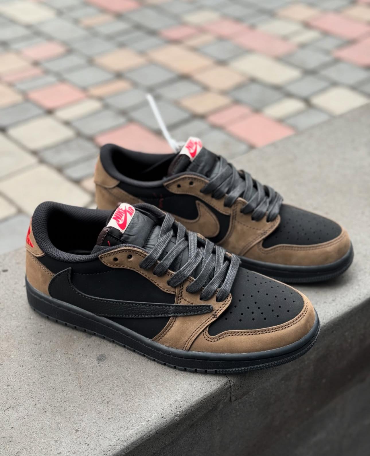 Air 1 Travis Scott Velvet Sneakers