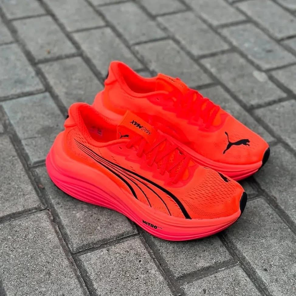 Nitro Magmax Orange Running Shoes