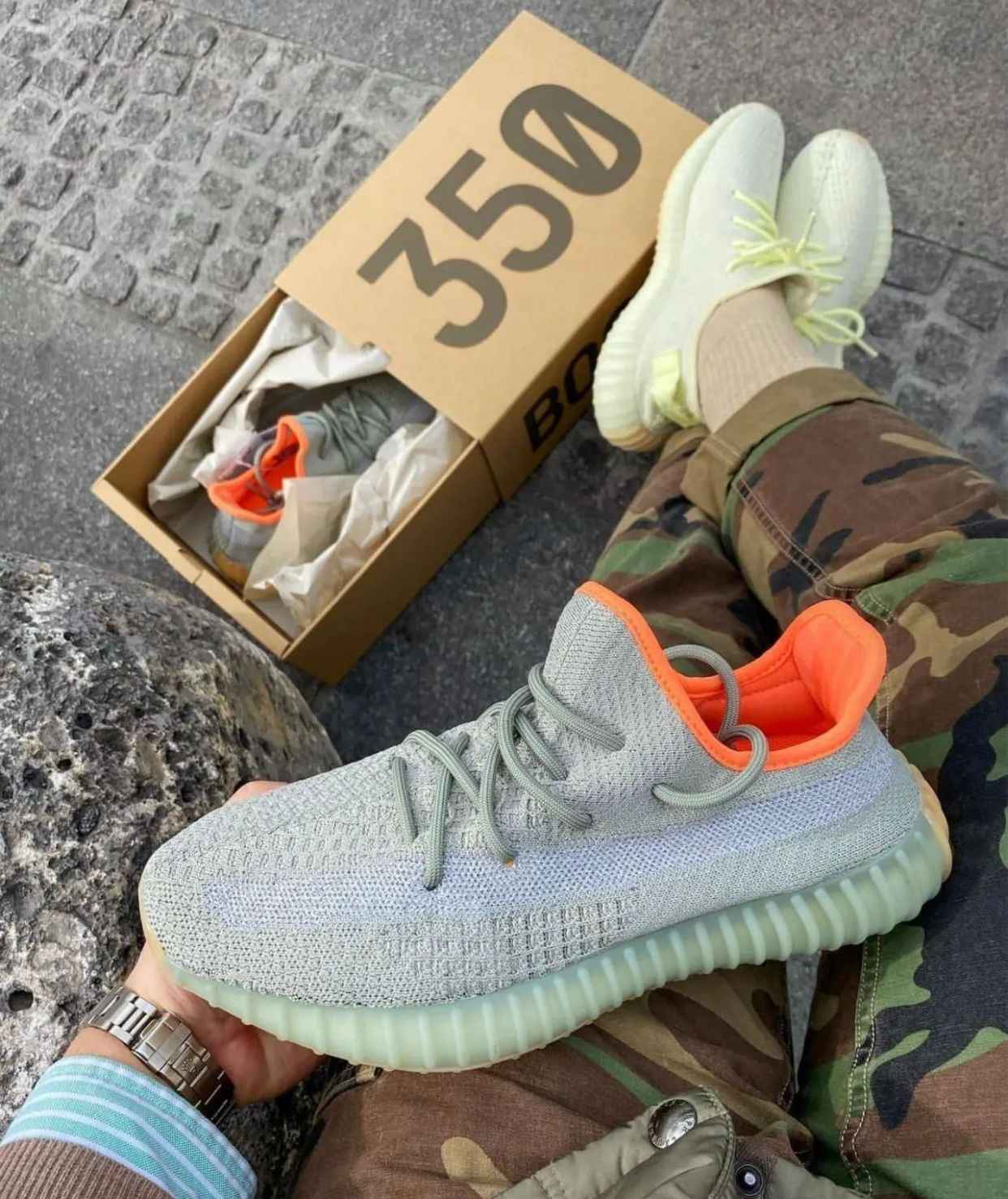 Branded Yeezy Boost 350 V2 Sneakers