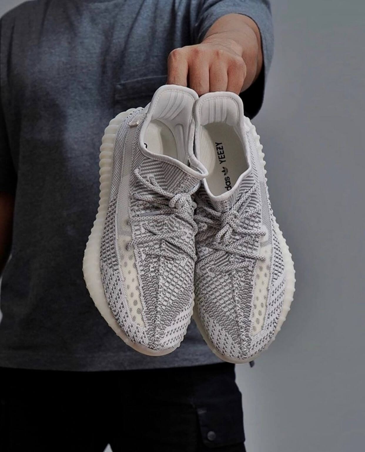 Branded Yeezy Boost 350 V2 Static Review Sneakers