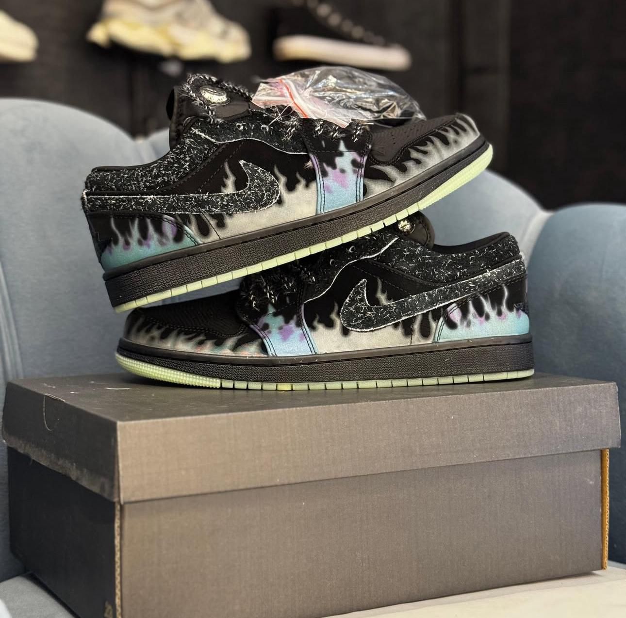 Nike Air Jordan 1 Sneakers