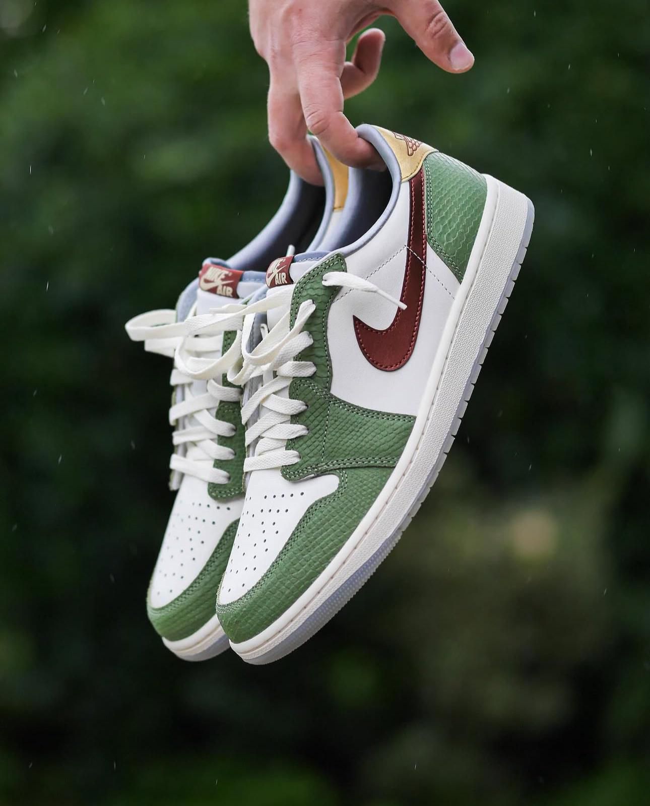 Nike Air Jordan 1 Year of the Dragon Sneakers