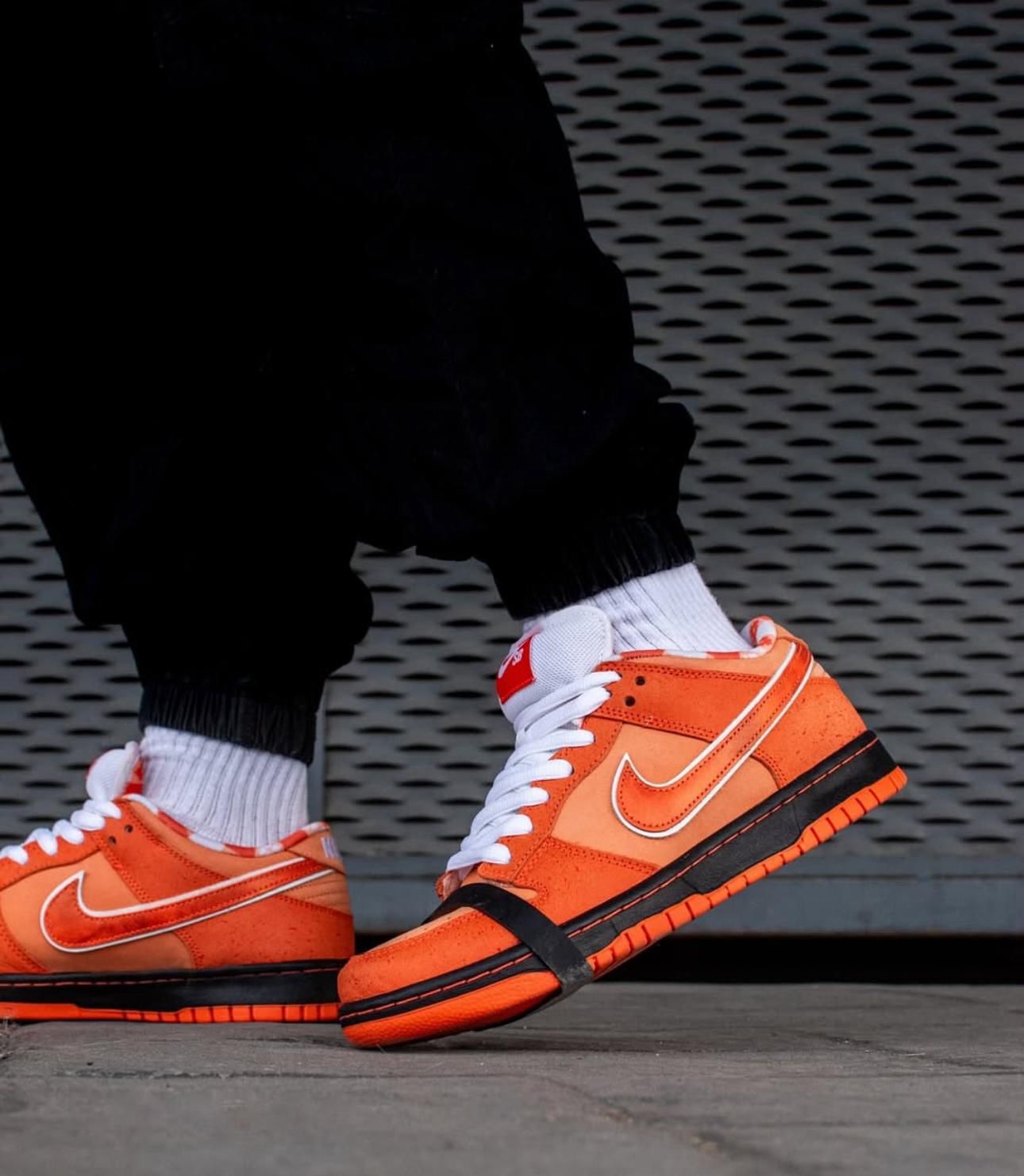 Nike Air Jordan SB Dunk Orange Sneakers