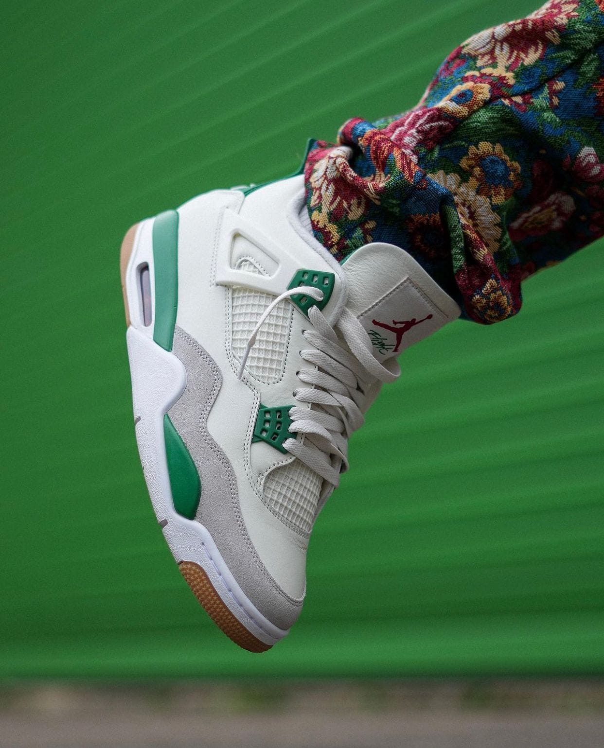 Branded Air Retro 4 White Green Sneakers