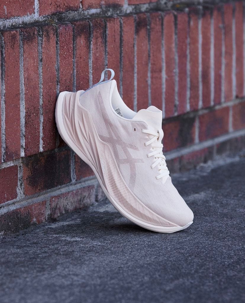 Asics Superblast Cream Running Shoes