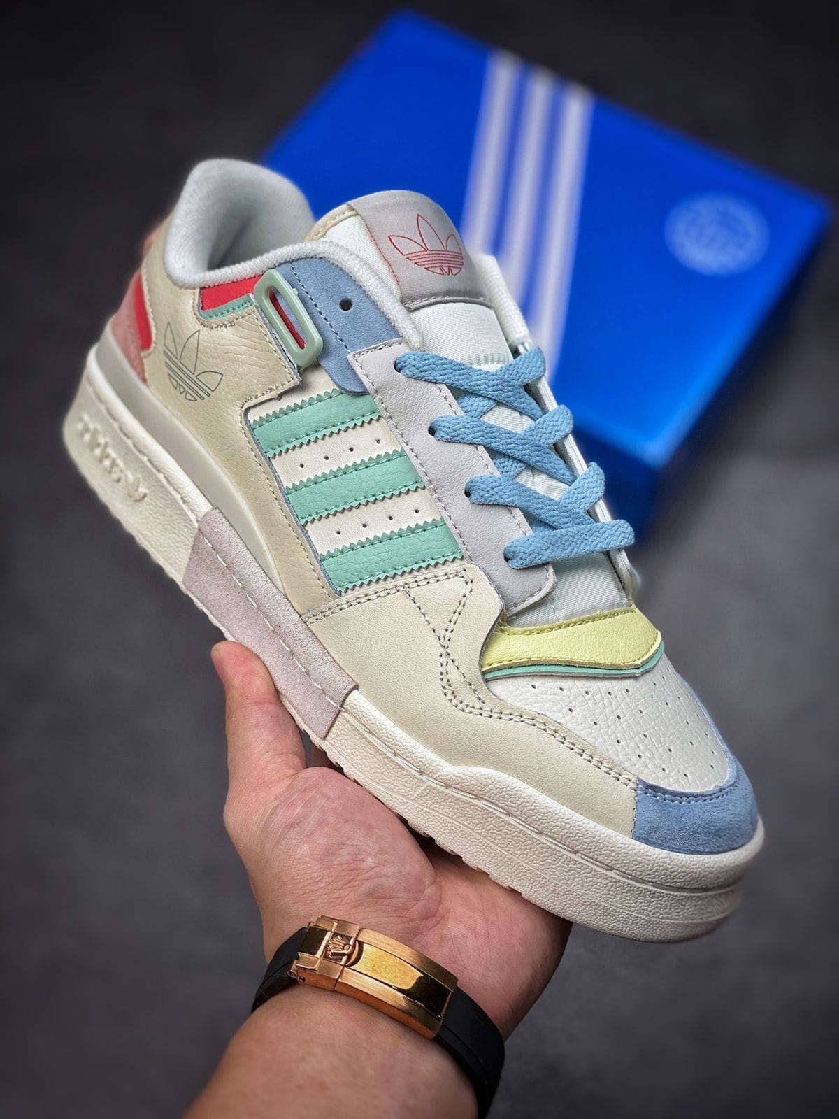 Branded Forum 84 Cream Sky Low Sneakers