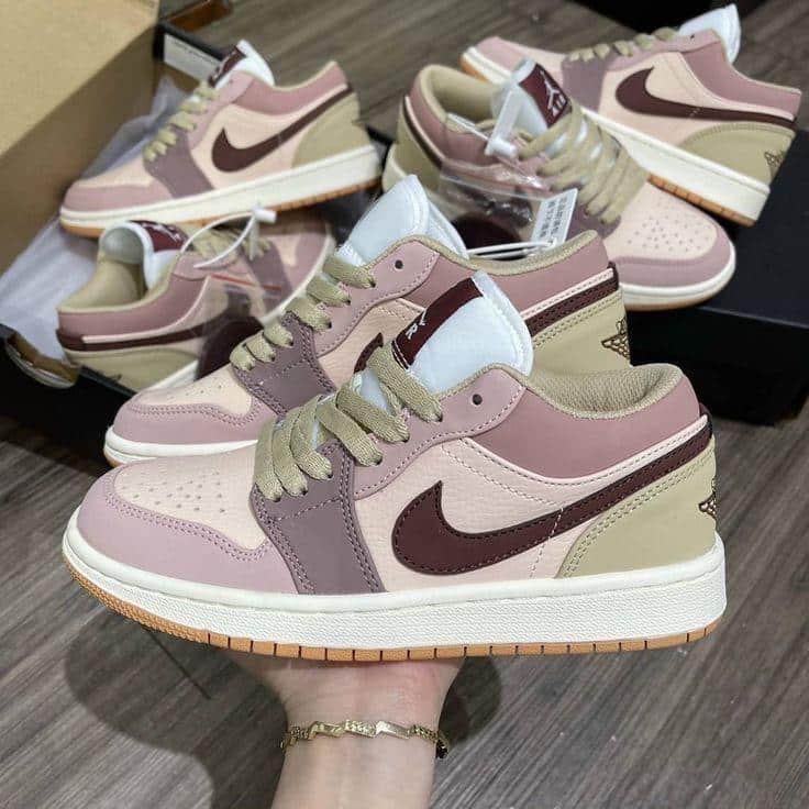Branded Air 1 Mid Dark Pony Smoky Low Sneakers