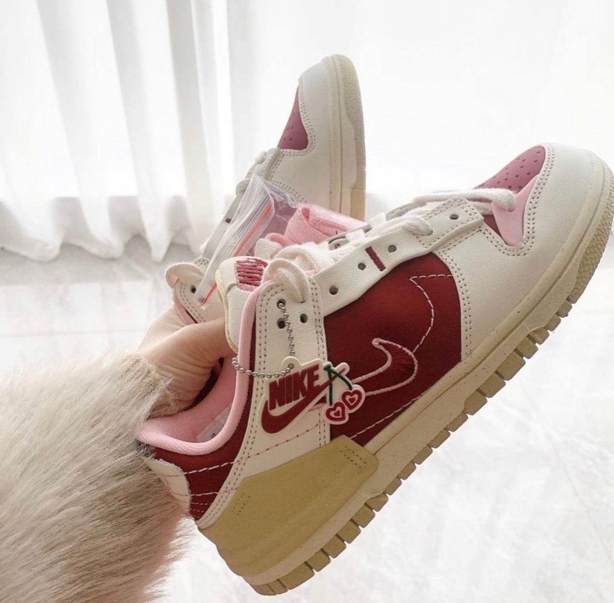 Branded SB Dunk Valentines Day Sneakers