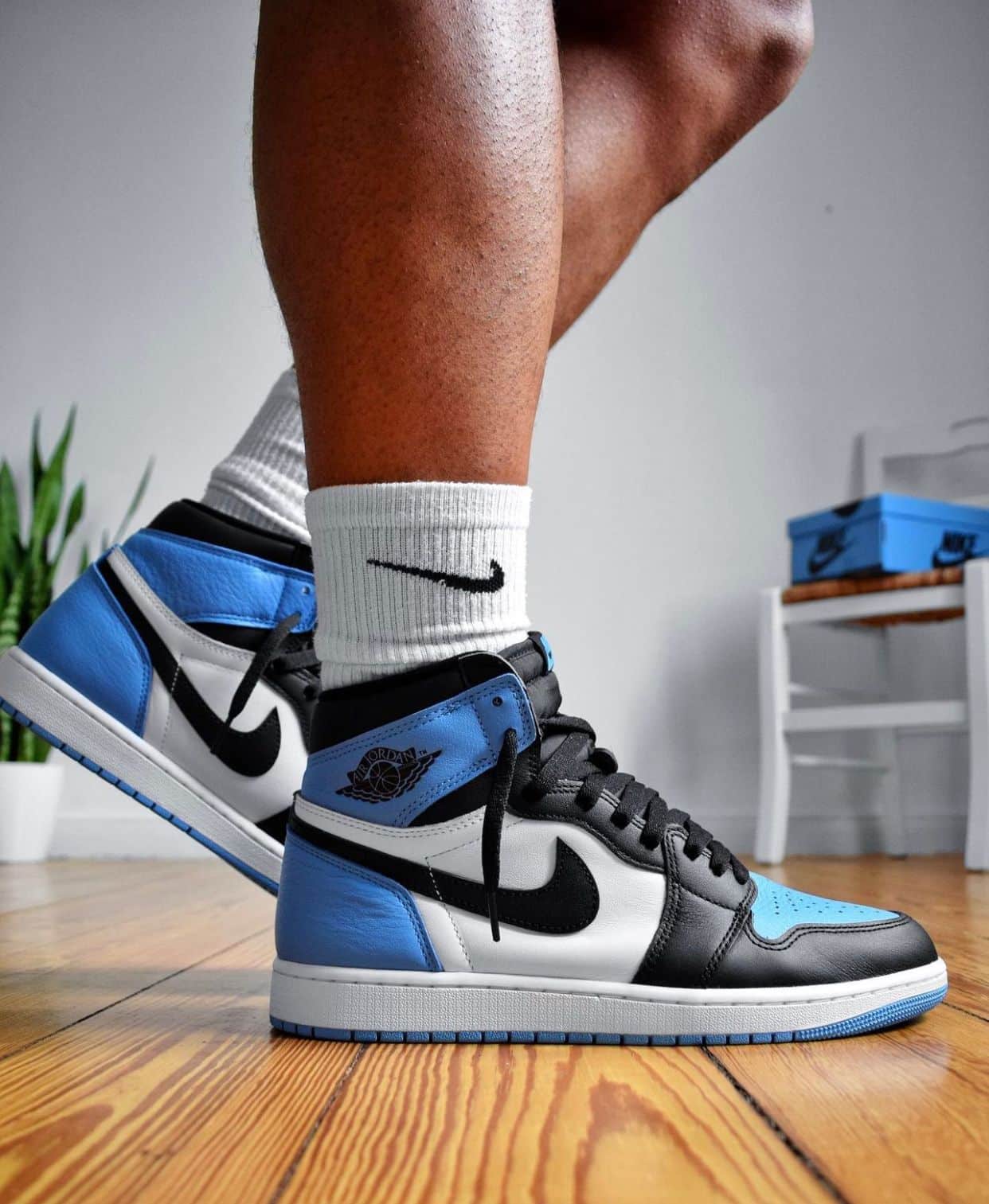 Branded Air 1 Unc Toe Long Sneakers