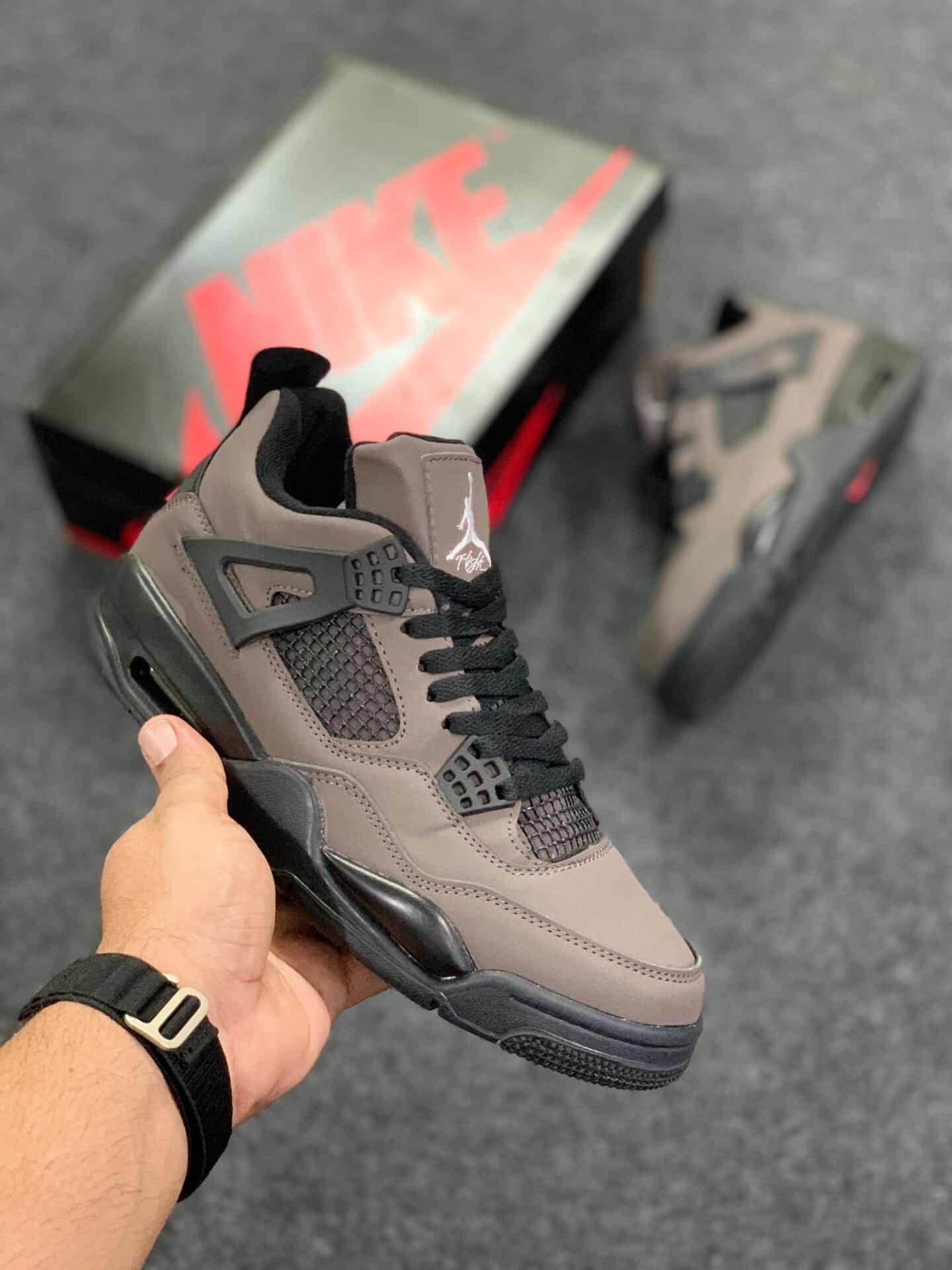 Branded Retro 4 Olive Travis Sneakers