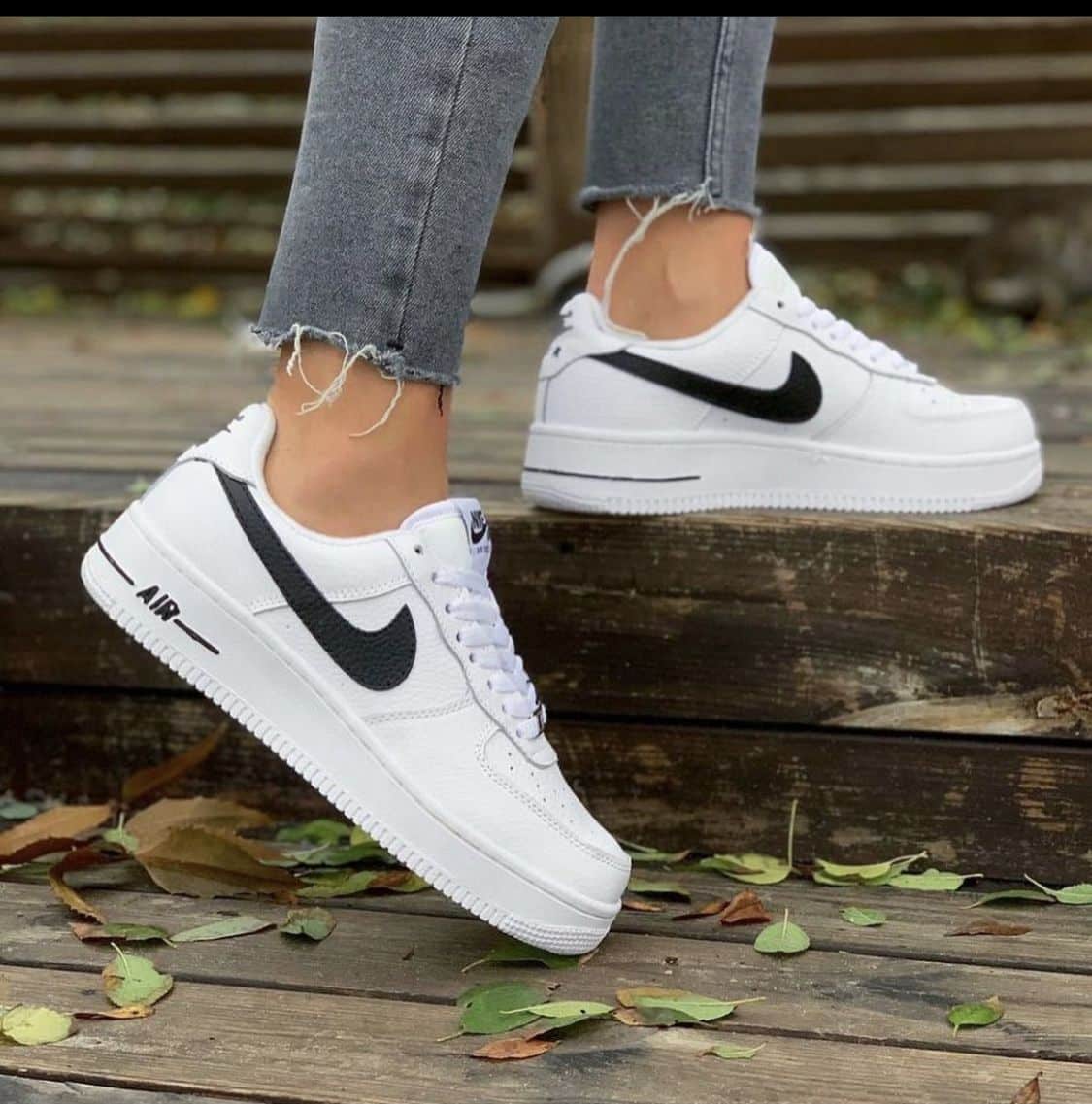 Branded Airforce 1 Sneakers