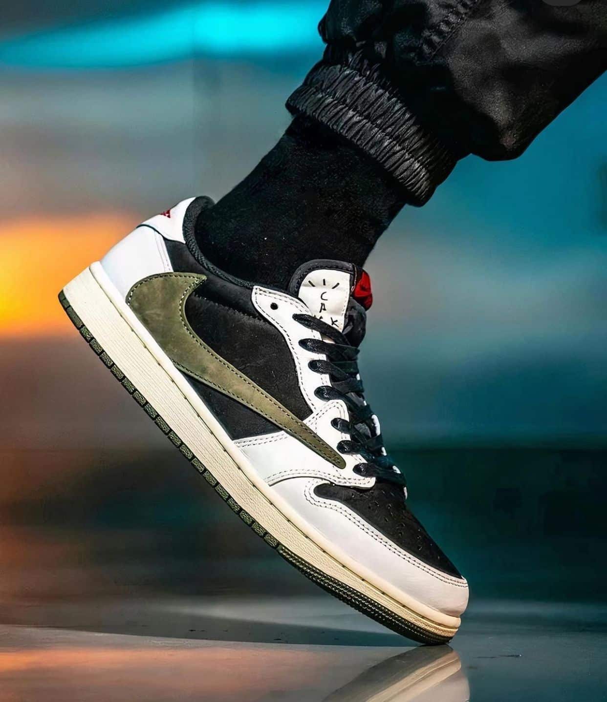 Branded Air 1 Travis Scott Sneakers