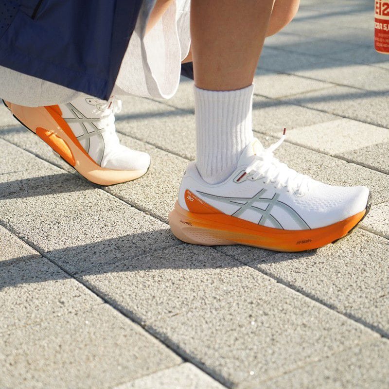 Asics Gel Kayano 30 White Running Shoes