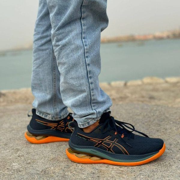 Asics Gel Kinsei Max Running Shoes