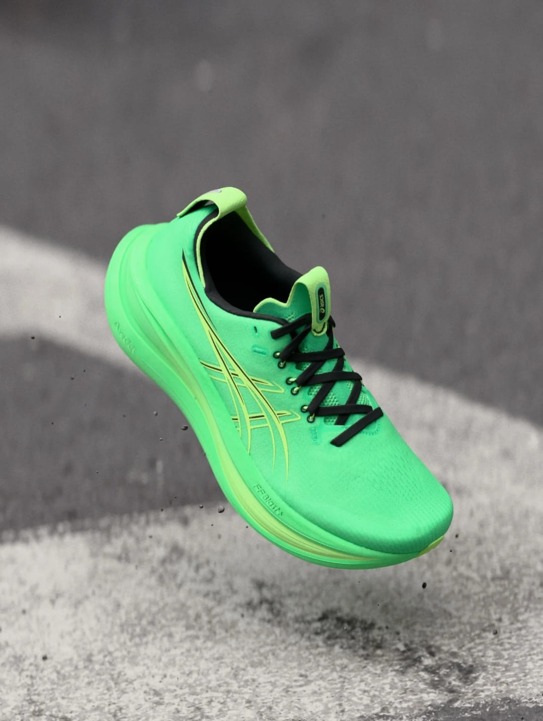 Asics Gel-Nimbus 28 Vital Green Running Shoes
