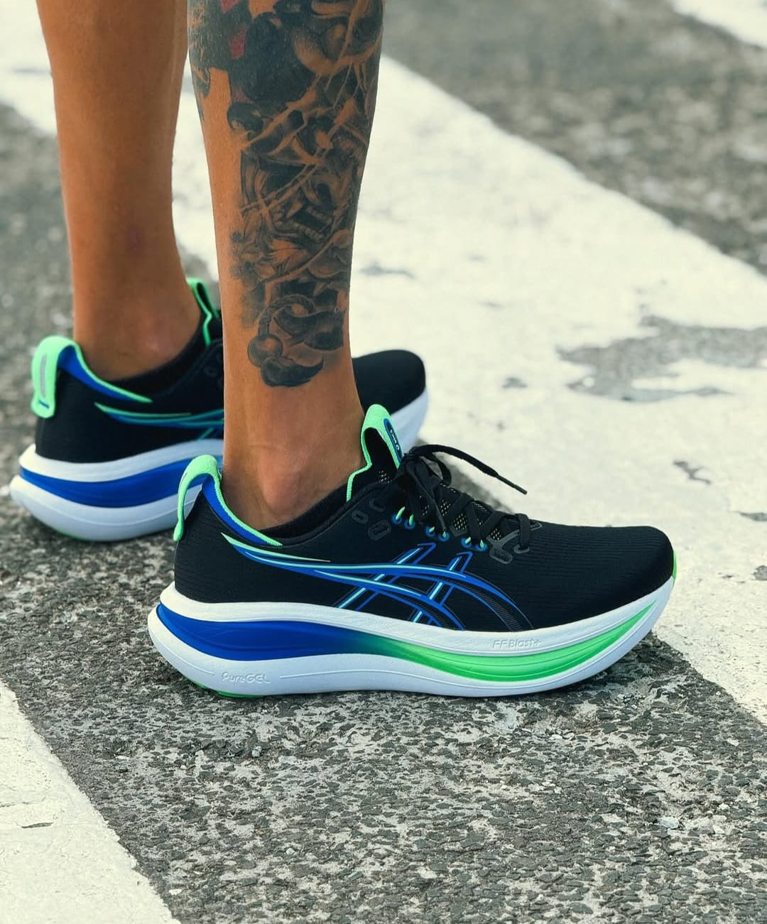 Asics Gel-Nimbus 28 Black Cobalt Burst Running Shoes