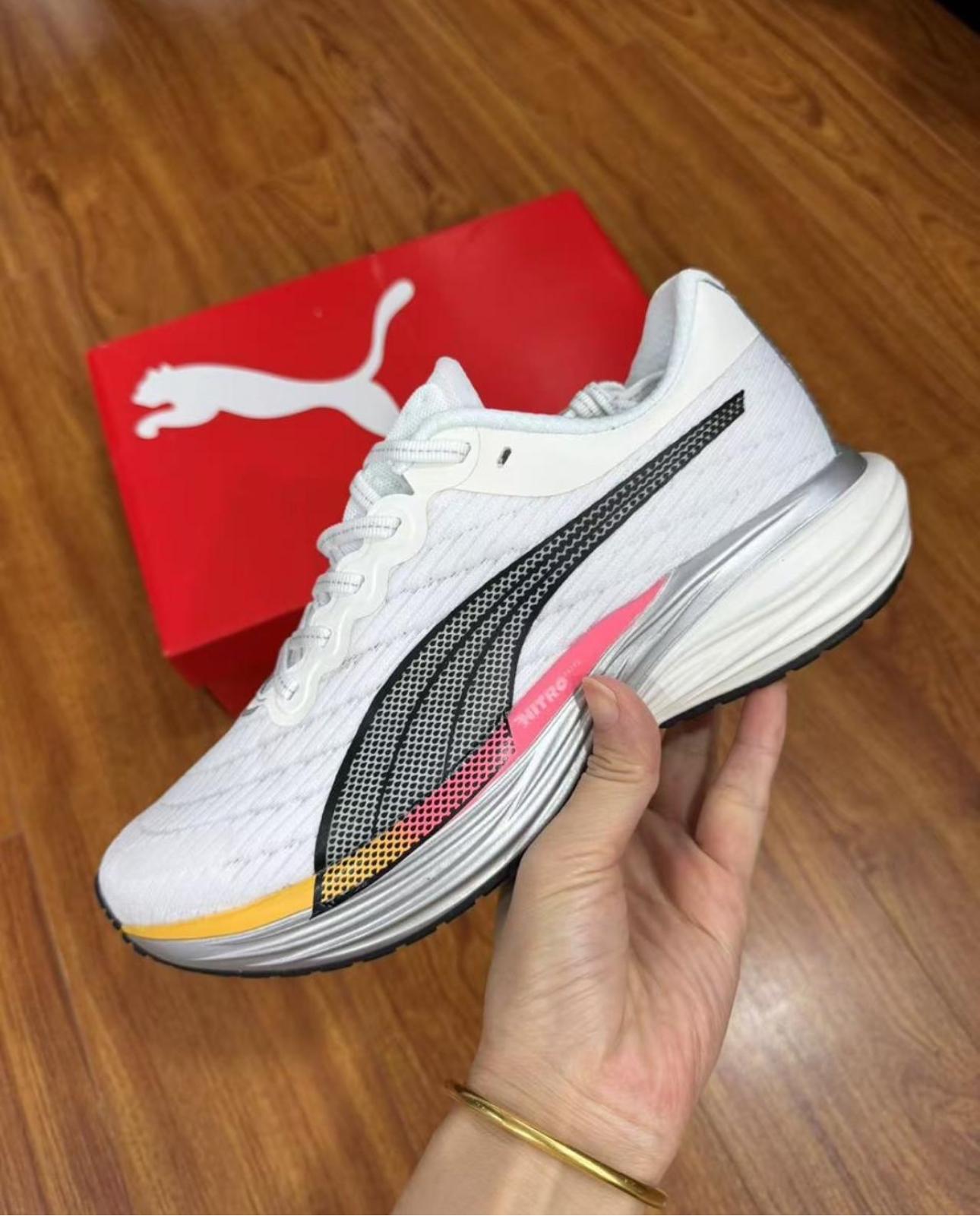 Puma Deviate Nitro 2 White Running Shoes
