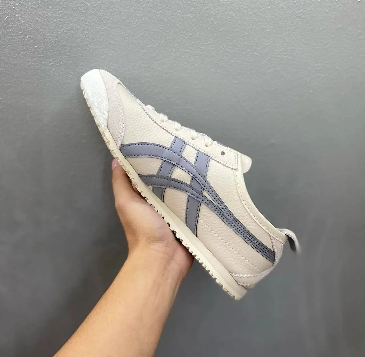 Onitsuka Tiger Mexico 66 Ash Grey Sneakers